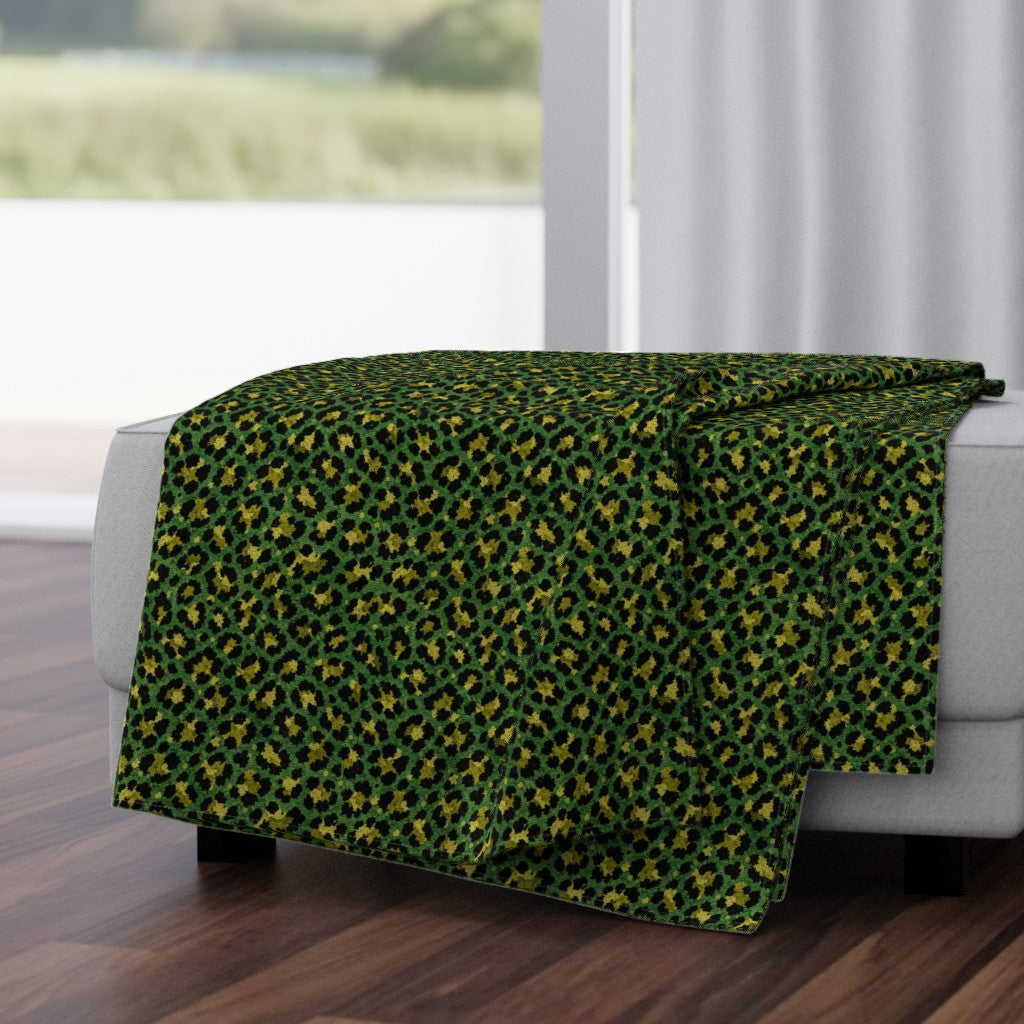Atlanta Fabrics Steppe Kitten Green Fabric | Atlanta Fabrics