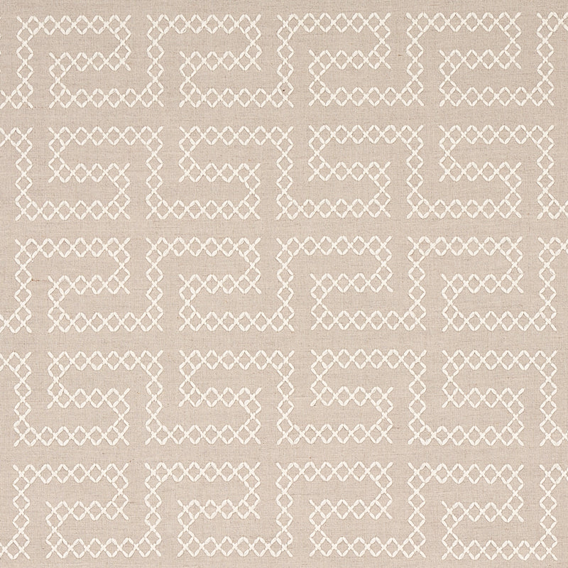 A MAZE EMBROIDERY SAND