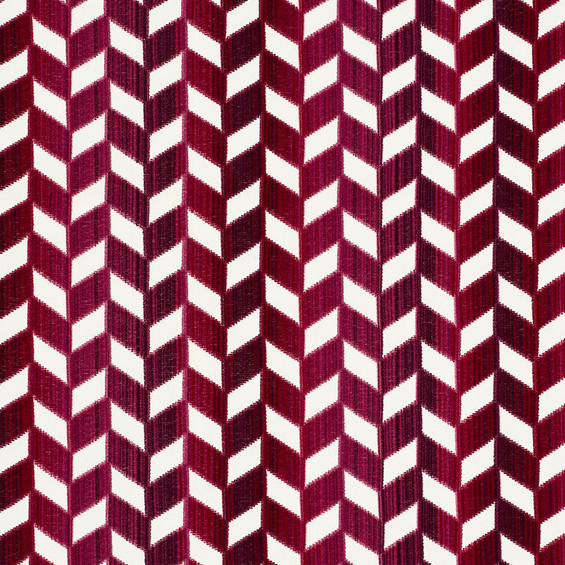 CHEVRON STRIÉ VELVET GARNET