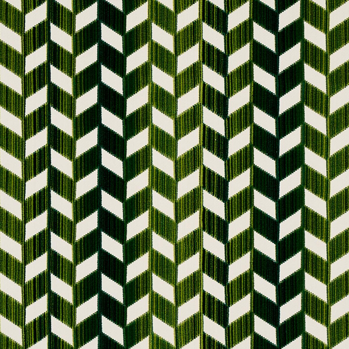CHEVRON STRIÌä VELVET EMERALD