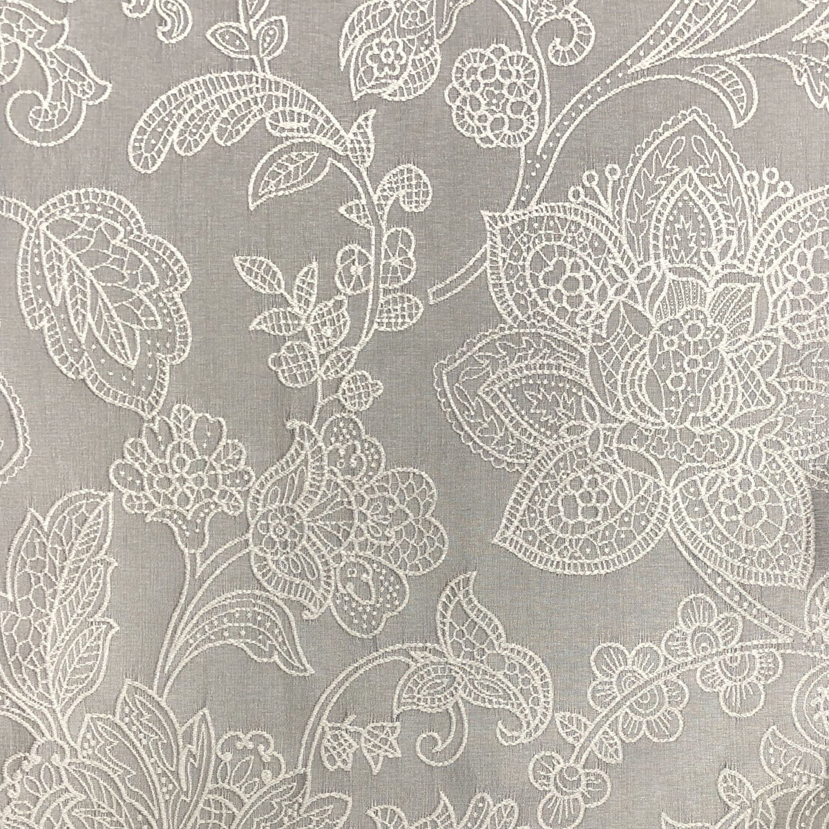 RM Coco DEVONSHIRE / PLATINUM Fabric | Atlanta Fabrics