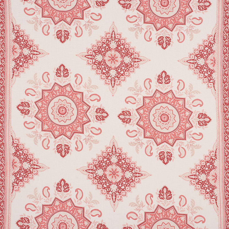 MONTECITO MEDALLION FADED RED