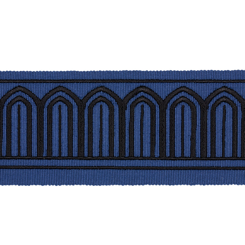 ARCHES EMBROIDERED TAPE MEDIUM BLACK ON NAVY
