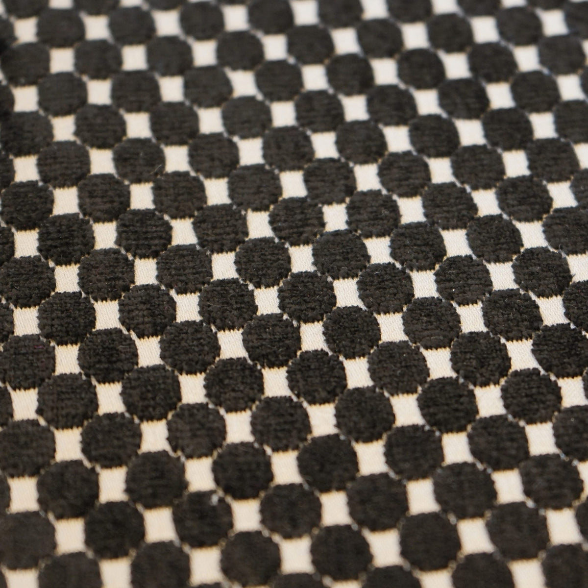 SPOTS Black